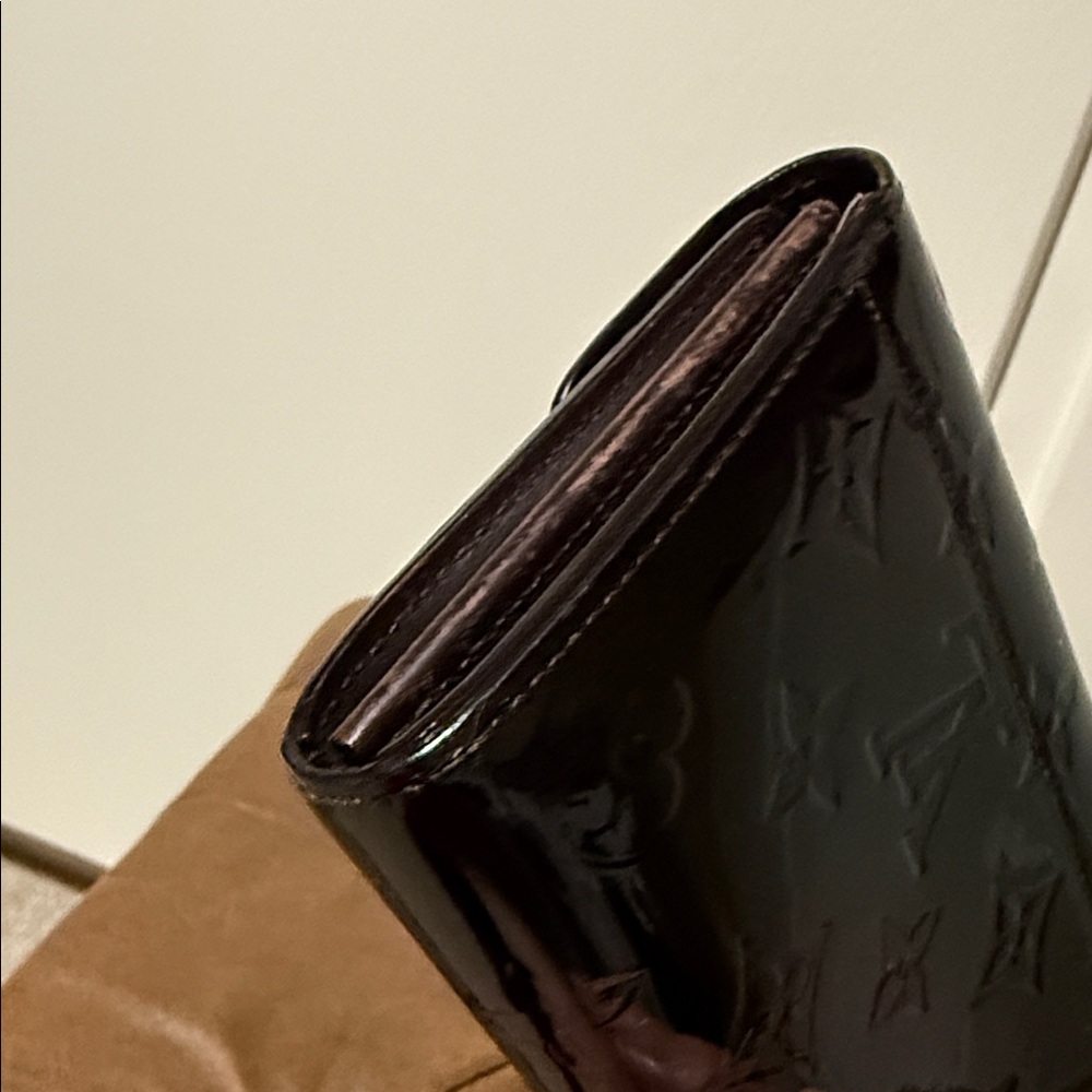 Louis Vuitton Vernis Aubergine wallet 💜💜 - Picture 9 of 12